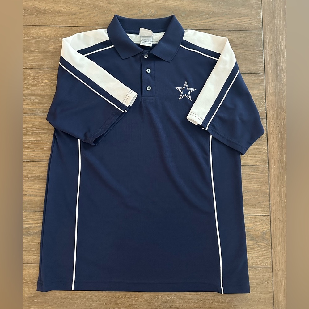 Dallas Cowboys Authentic Apparel Short Sleeve Polo Shirt Size M Gently Worn - Picture 2 of 5